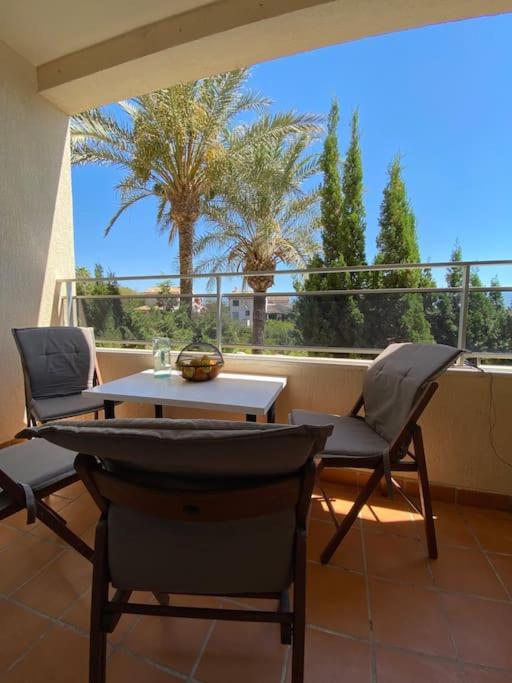 Klimatyczny Loft I Egzotyczny Basen Apartment Benalmadena Luaran gambar