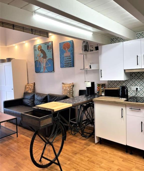 Klimatyczny Loft I Egzotyczny Basen Apartment Benalmadena Luaran gambar