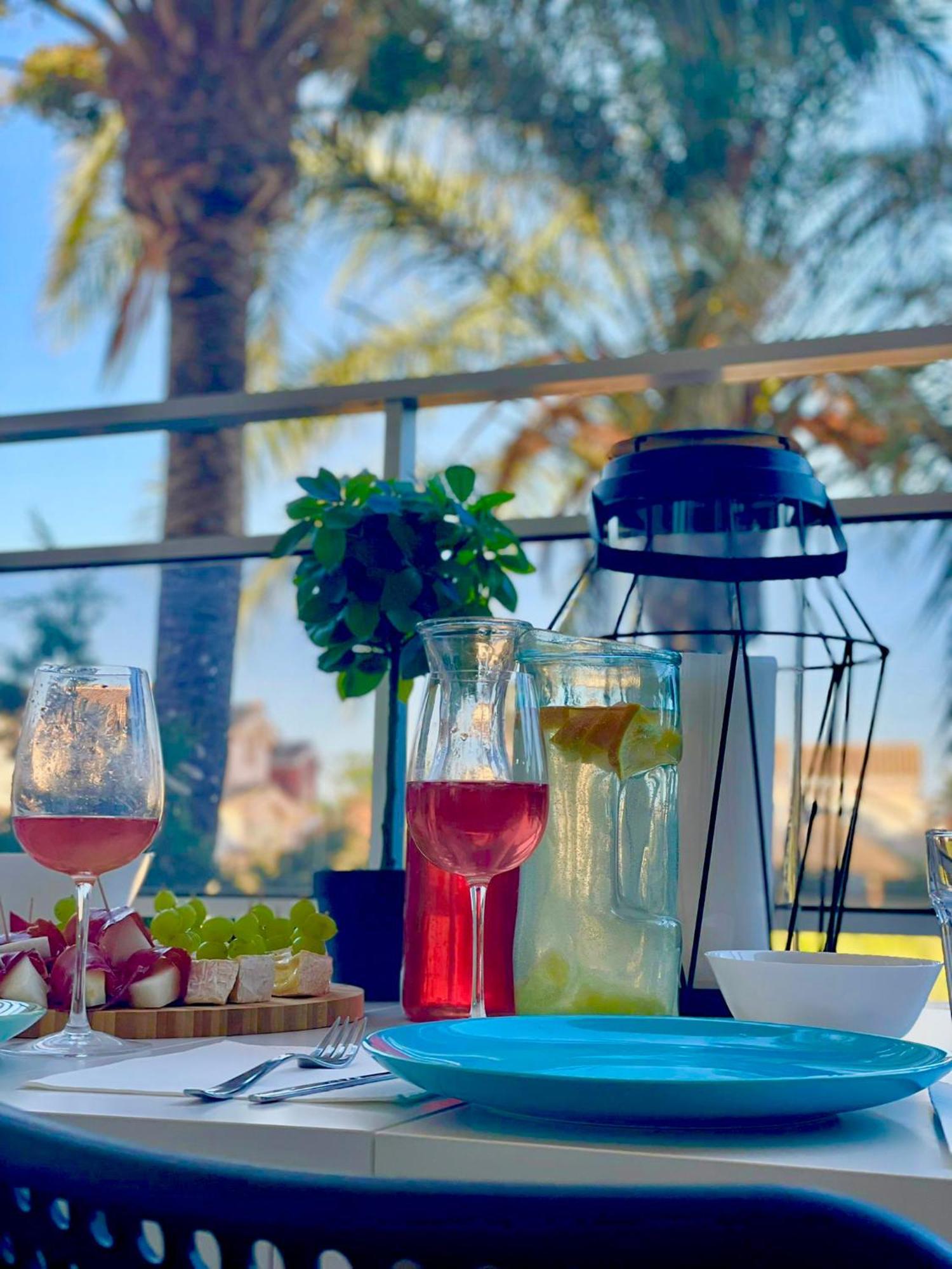 Klimatyczny Loft I Egzotyczny Basen Apartment Benalmadena Luaran gambar